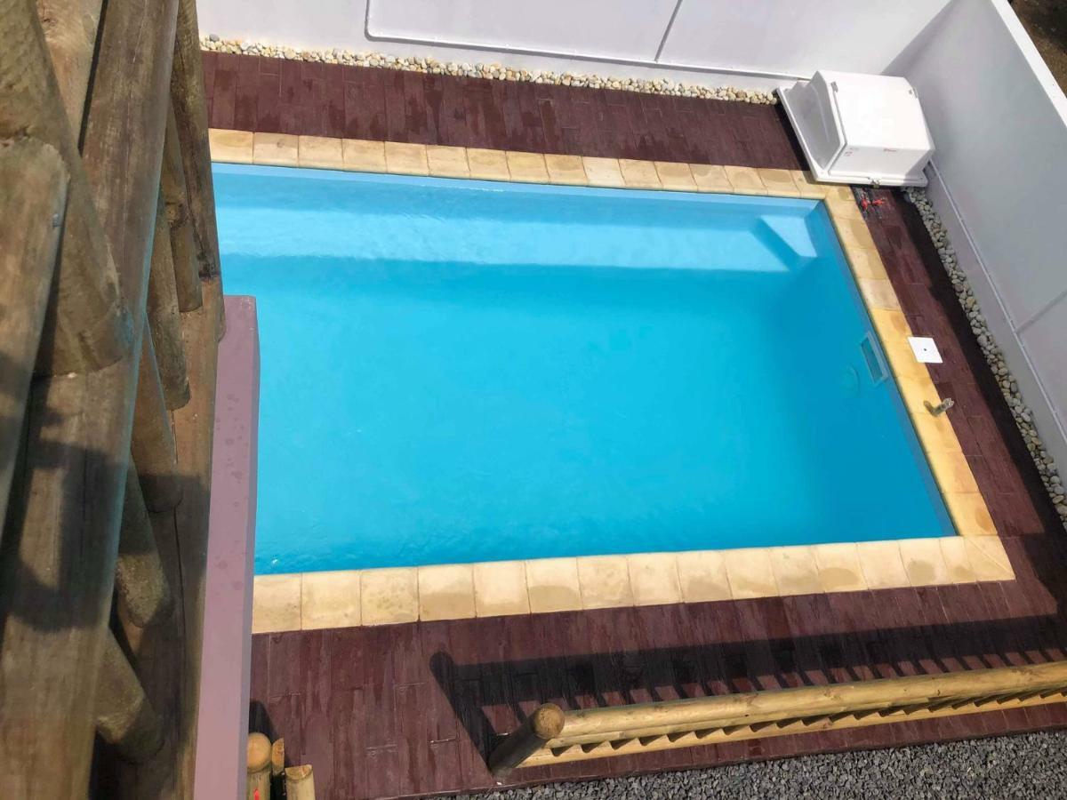 Aashsweet Villa Calodyne Екстериор снимка